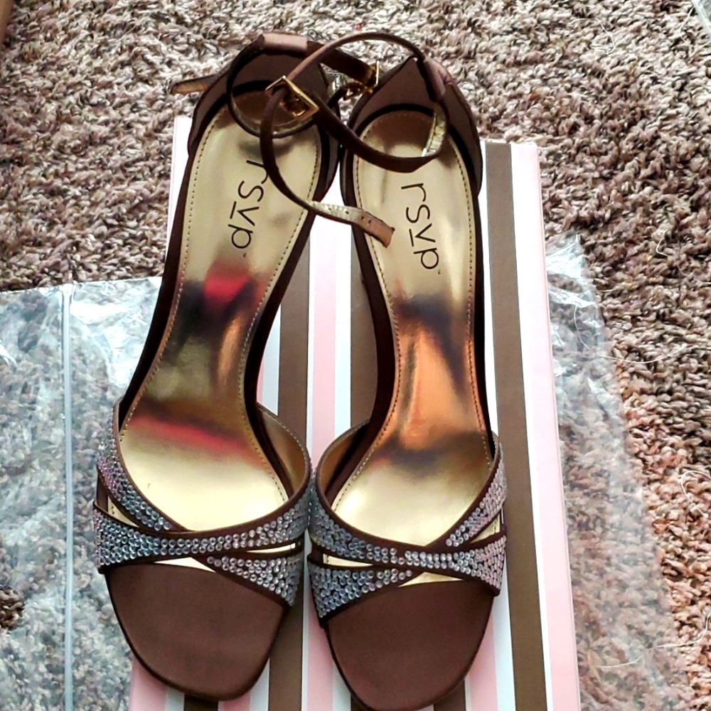 RSVP BROWN satin bling heels 8.5 m